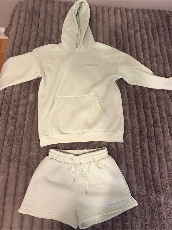 Comfrt Other - Light Mint Cozy Hoodie & Shorts Set
